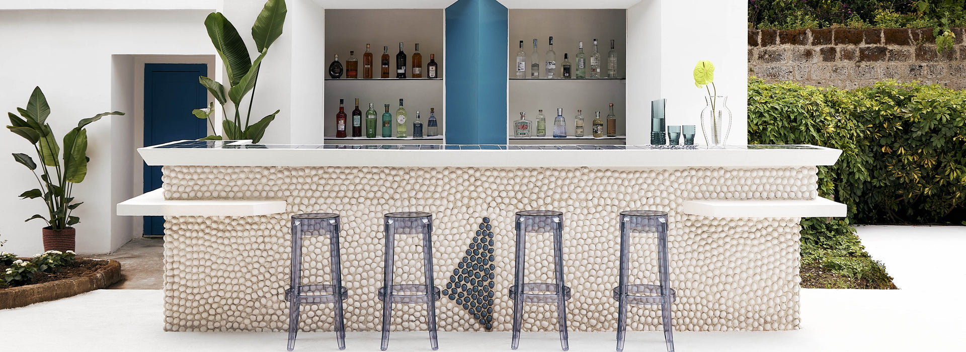 KRZESŁA BAROWE I STOŁKI